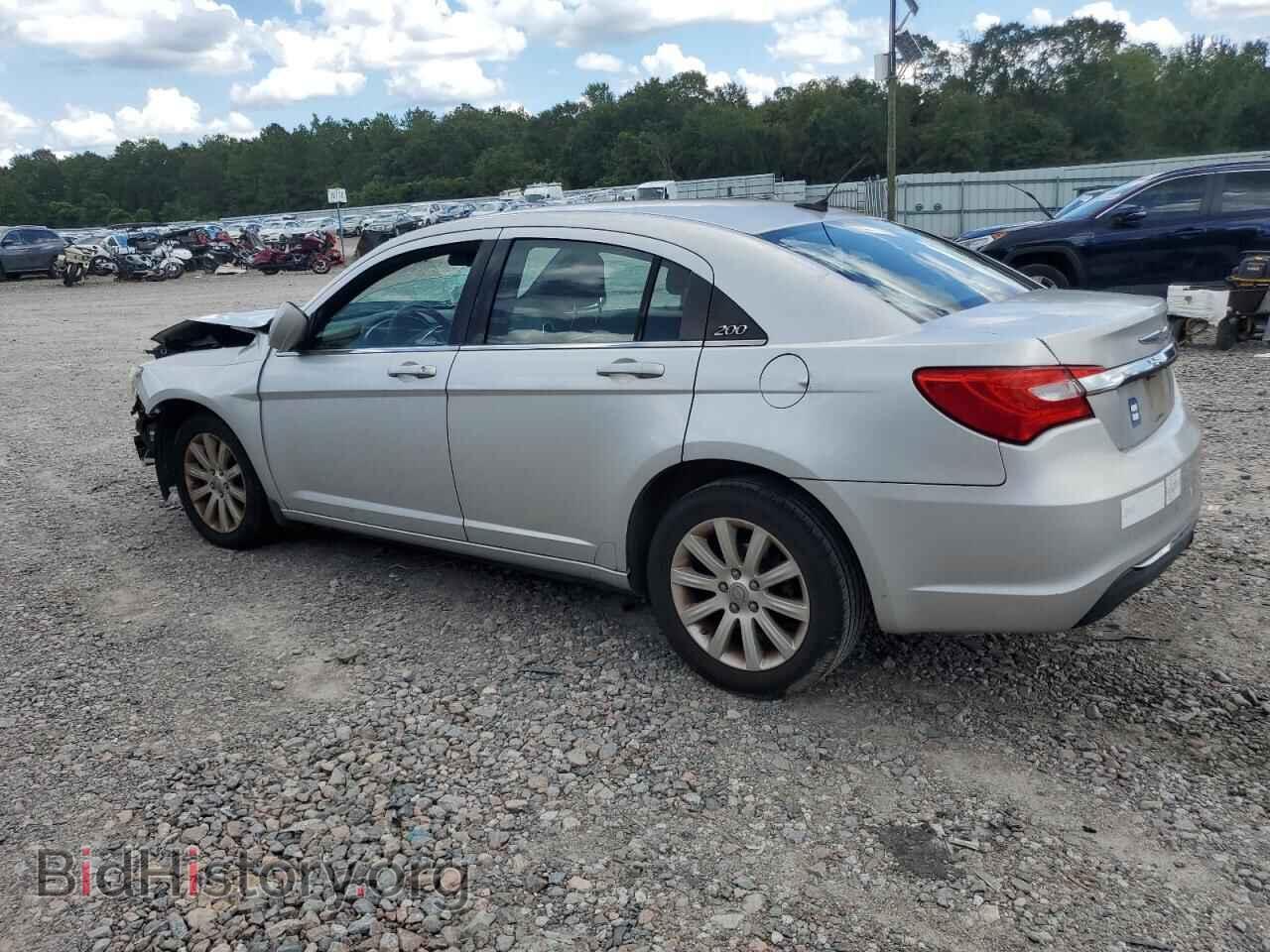 2012 CHRYSLER 200 - VIN: 1C3CCBBB3CN135046 - Фото 2