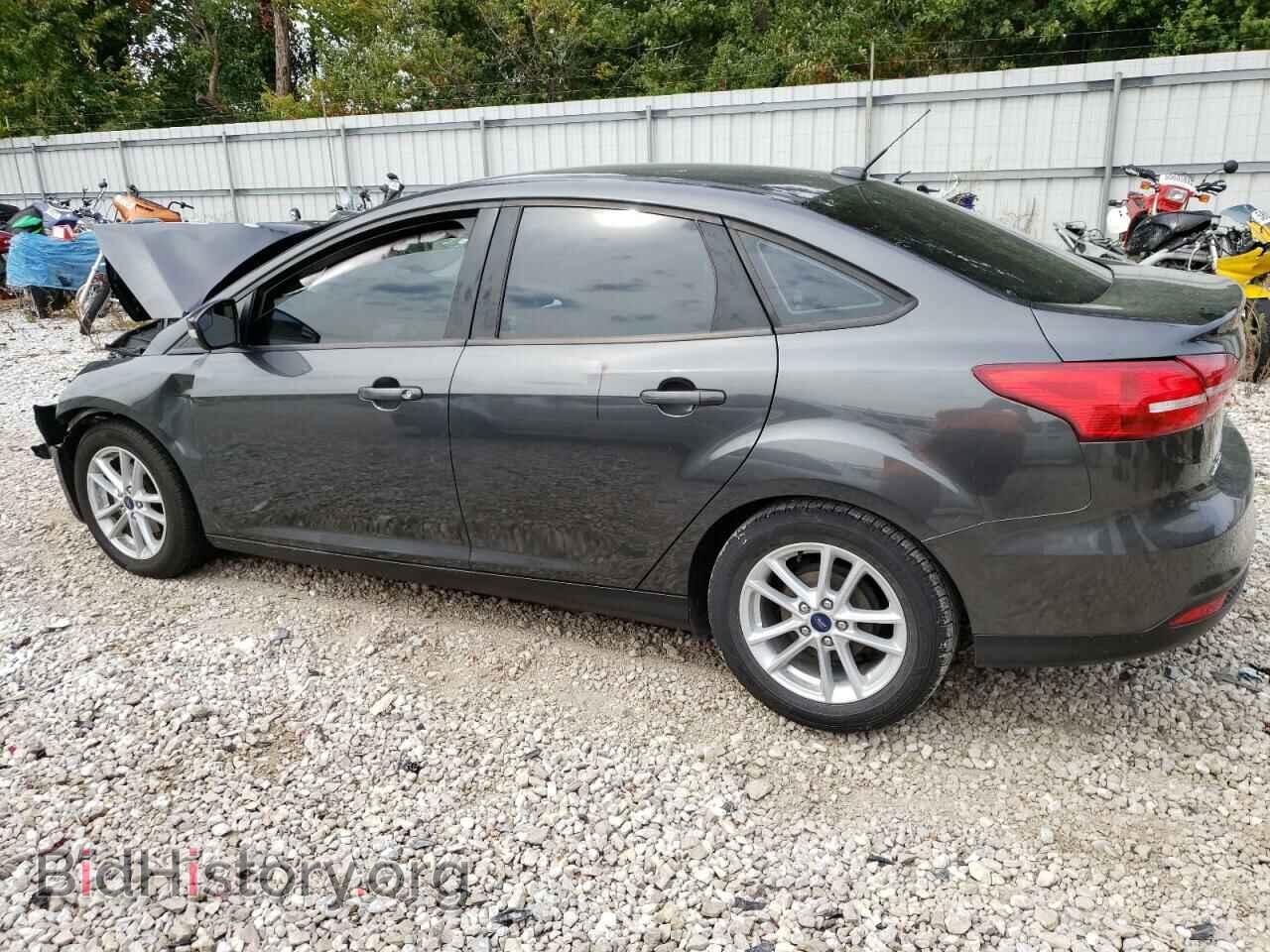 2017 FORD FOCUS - VIN: 1FADP3F2XHL266861 - Фото 2