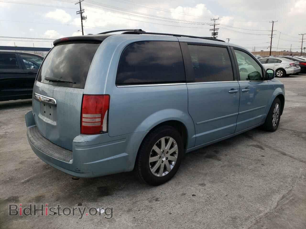 2008 CHRYSLER MINIVAN - VIN: 2A8HR54P58R684521 - Фото 3
