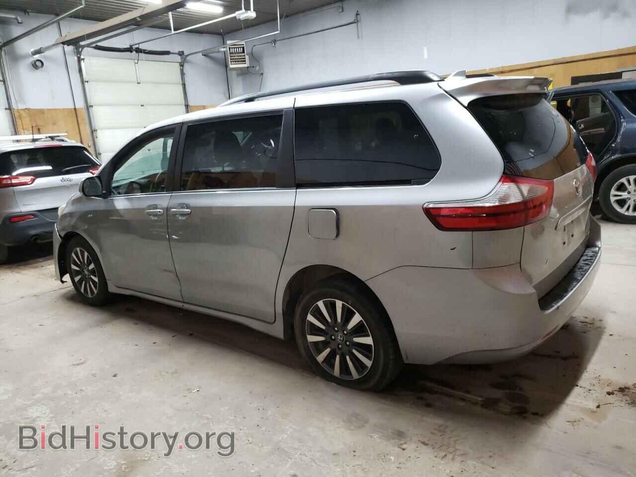 2018 TOYOTA All Models - VIN: 5TDJZ3DC2JS197865 - Фото 2
