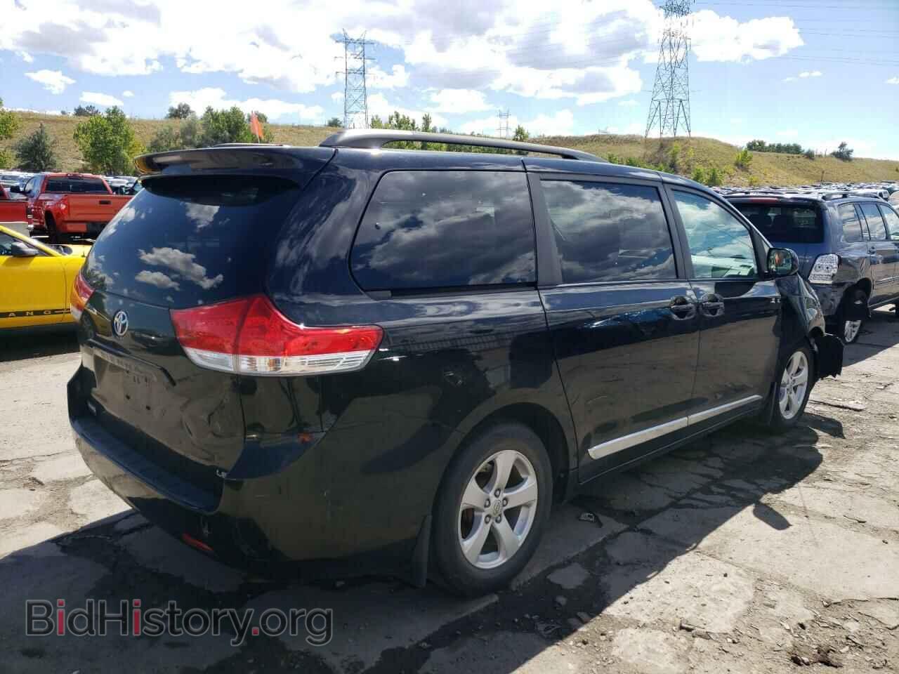 2012 TOYOTA All Models - VIN: 5TDKK3DC5CS217358 - Фото 3