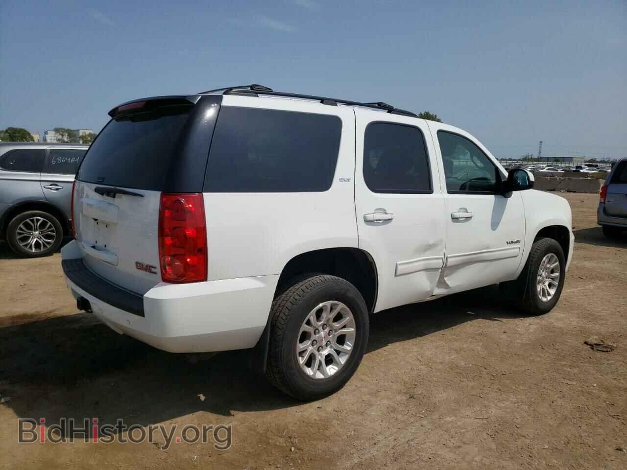 2011 GMC YUKON - VIN: 1GKS2CE02BR369667 - Фото 3