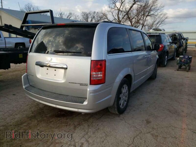 2010 Chrysler MINIVAN (VIN 2A4RR5DX2AR150792) — фото 4 из 10