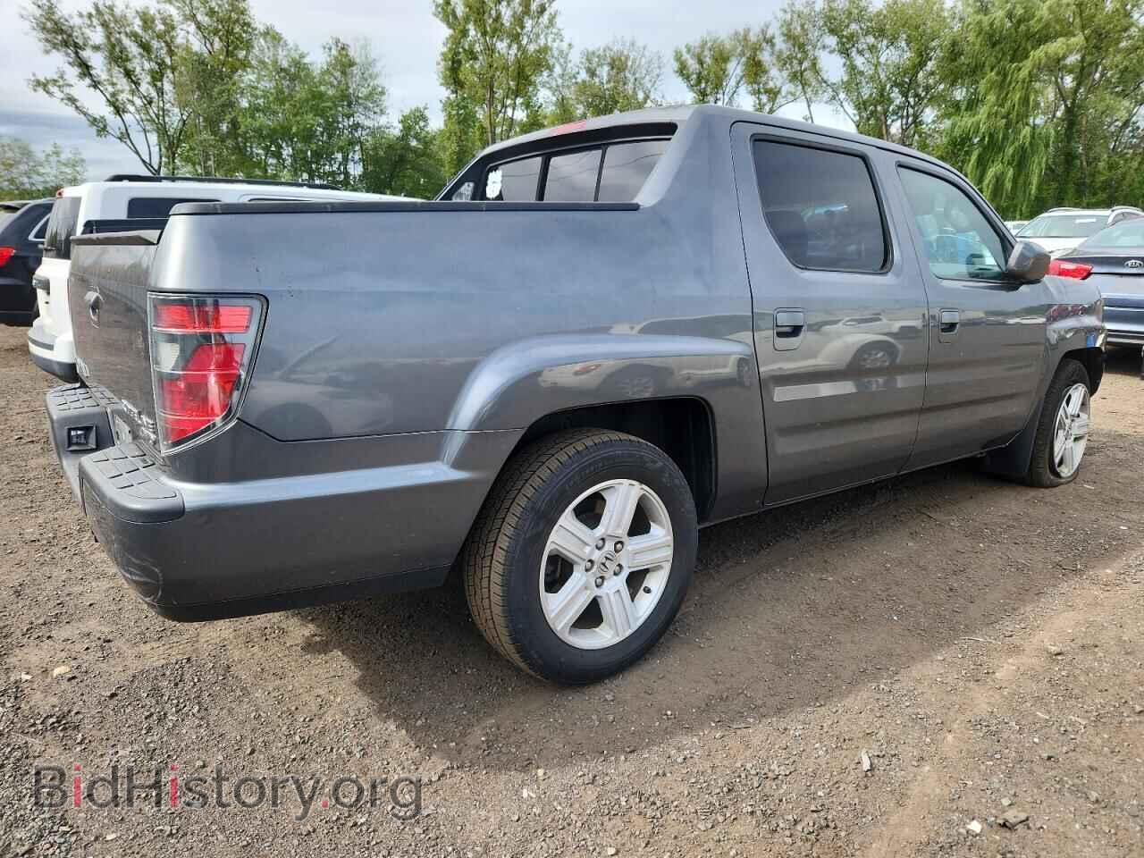 2013 HONDA RIDGELINE - VIN: 5FPYK1F52DB007777 - Фото 3