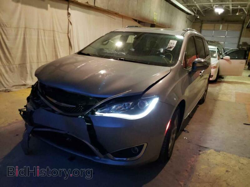 2018 Chrysler PACIFICA (VIN 2C4RC1GG6JR272549) — фото 2 из 10