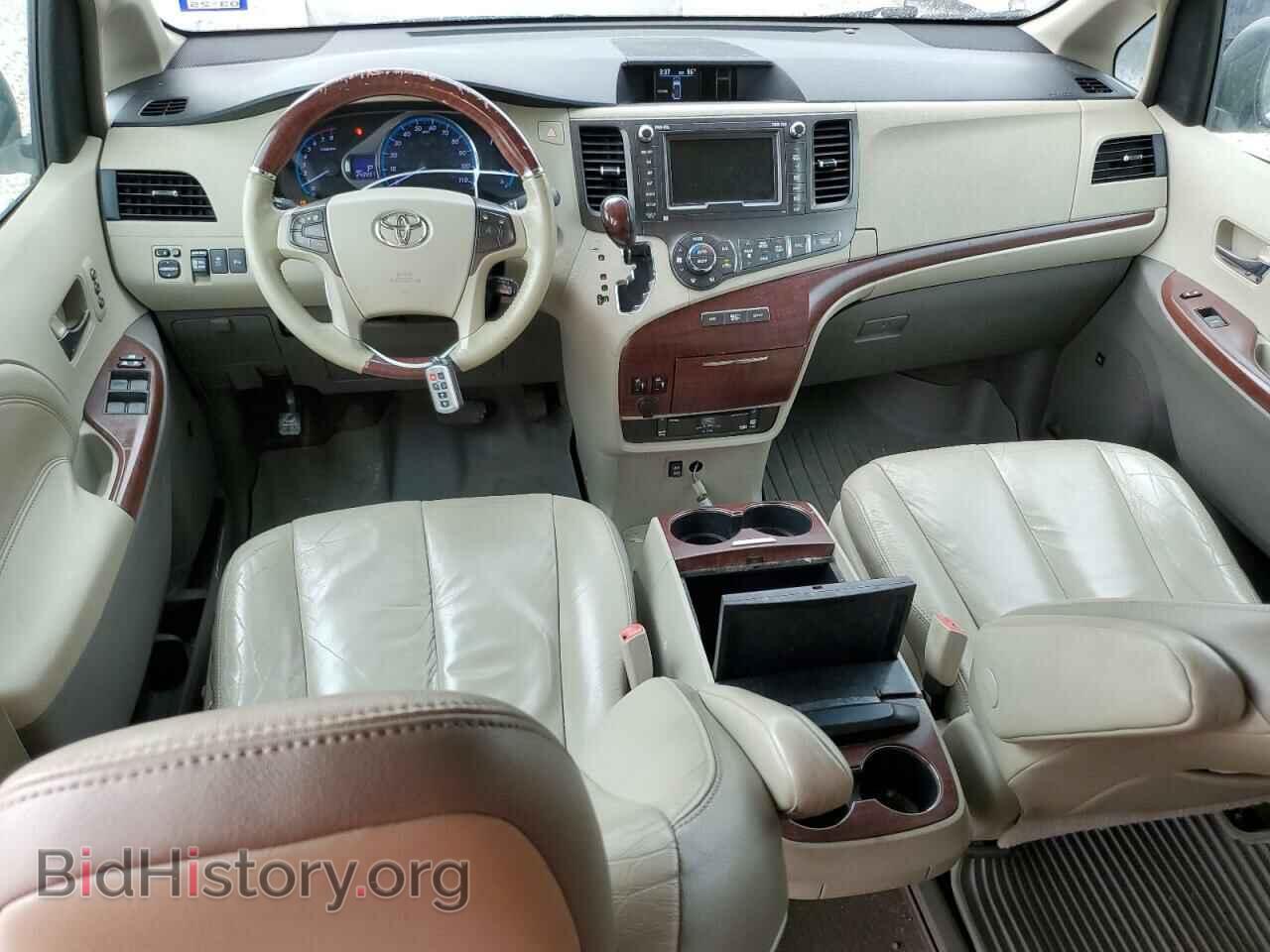 2011 TOYOTA All Models - VIN: 5TDYK3DC1BS020860 - Фото 8