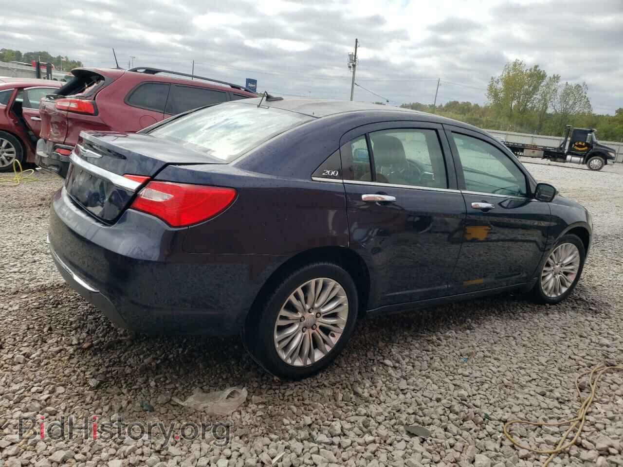 2011 CHRYSLER 200 - VIN: 1C3BC2FG1BN568526 - Фото 3