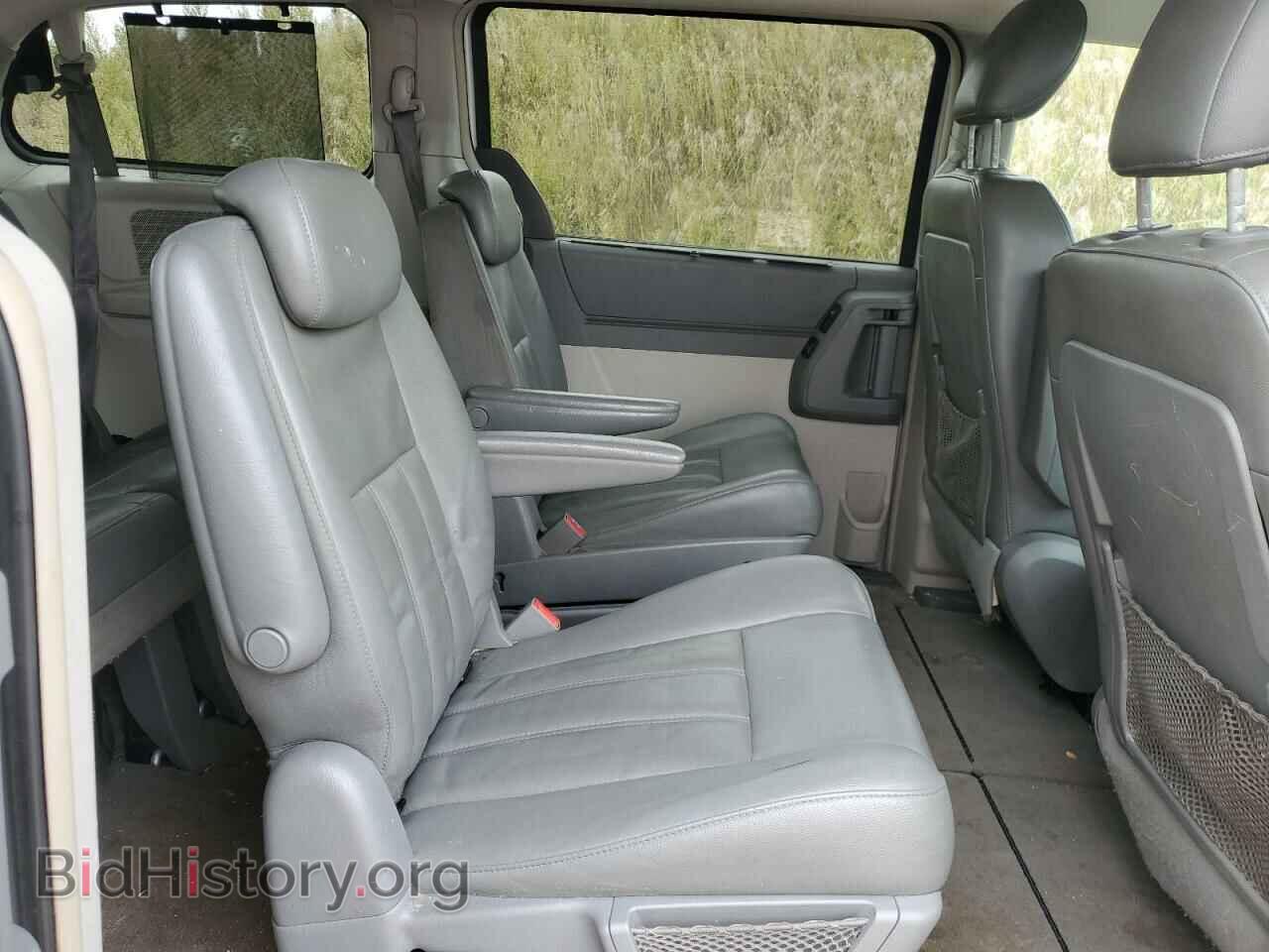2010 CHRYSLER MINIVAN - VIN: 2A4RR5D17AR241097 - Photo 11