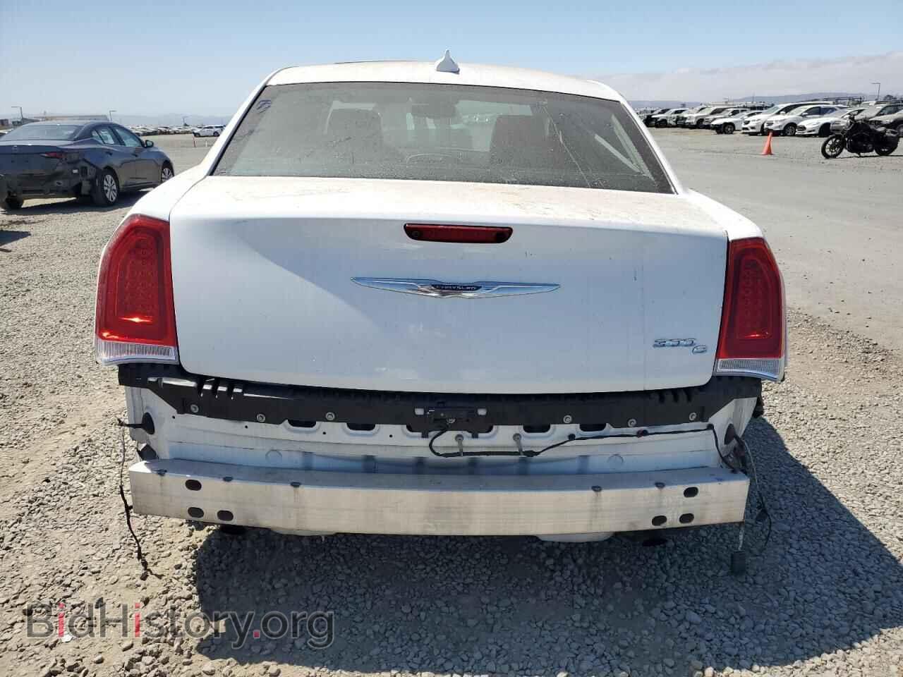 2016 CHRYSLER 300 - VIN: 2C3CCAEG8GH343018 - Фото 6