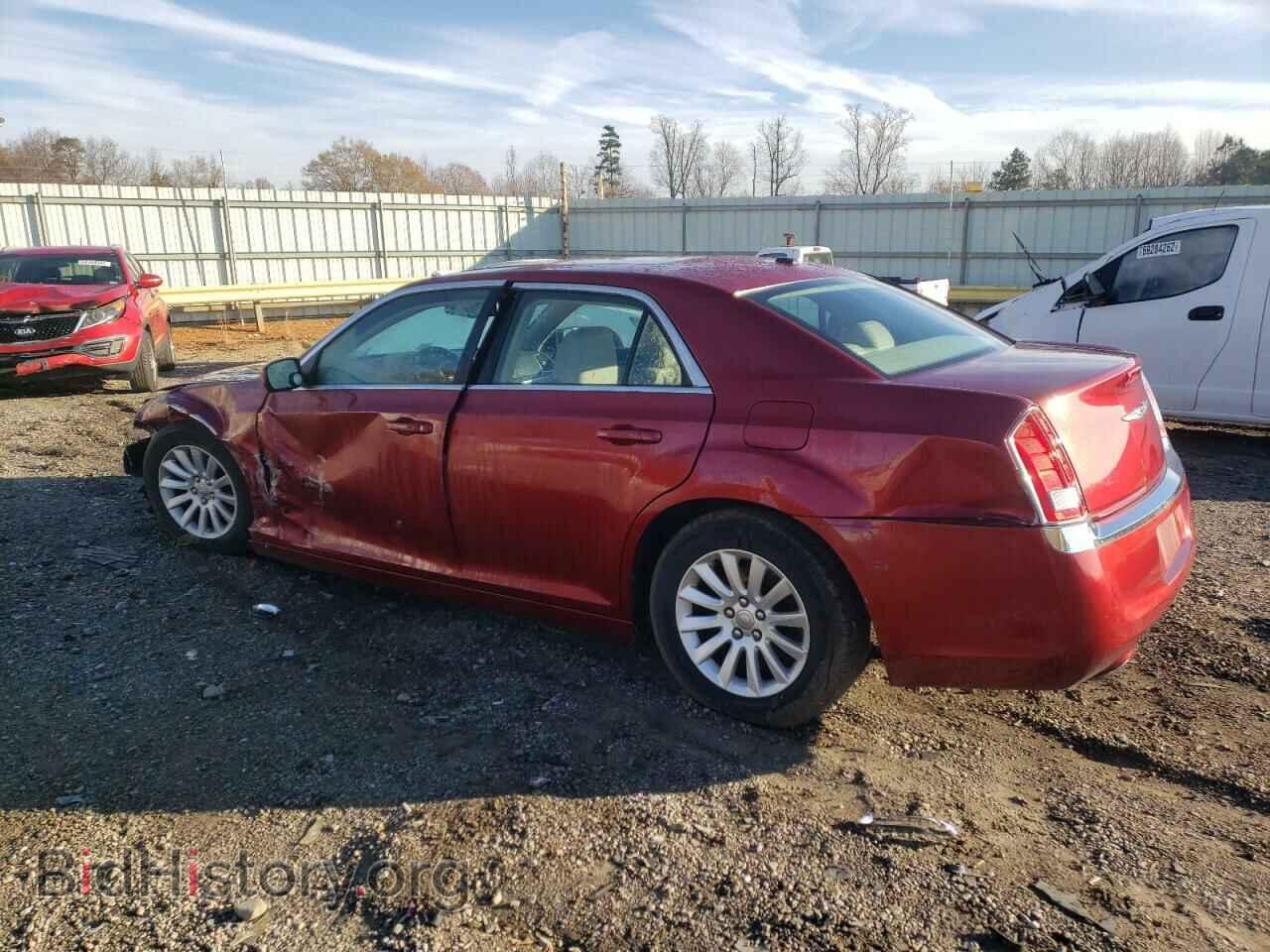 2014 CHRYSLER 300 - VIN: 2C3CCAAG2EH125272 - Фото 2
