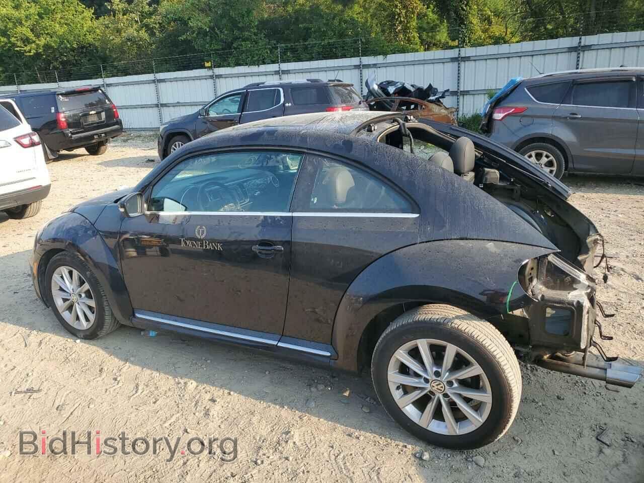 2019 VOLKSWAGEN BEETLE - VIN: 3VWJD7AT7KM711069 - Фото 2