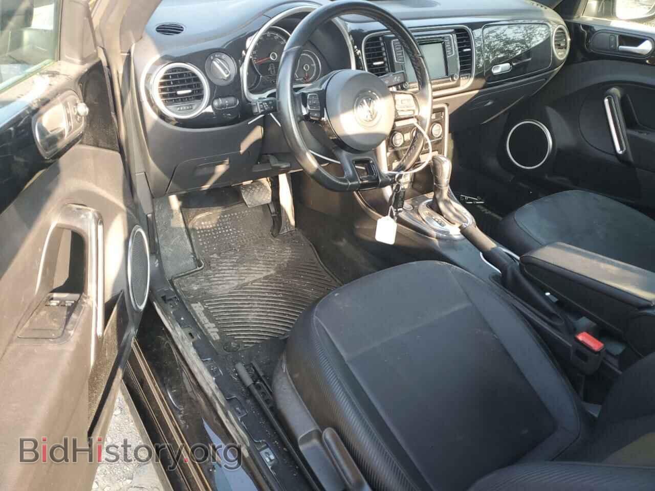 2019 VOLKSWAGEN BEETLE - VIN: 3VWJD7AT7KM711069 - Фото 8