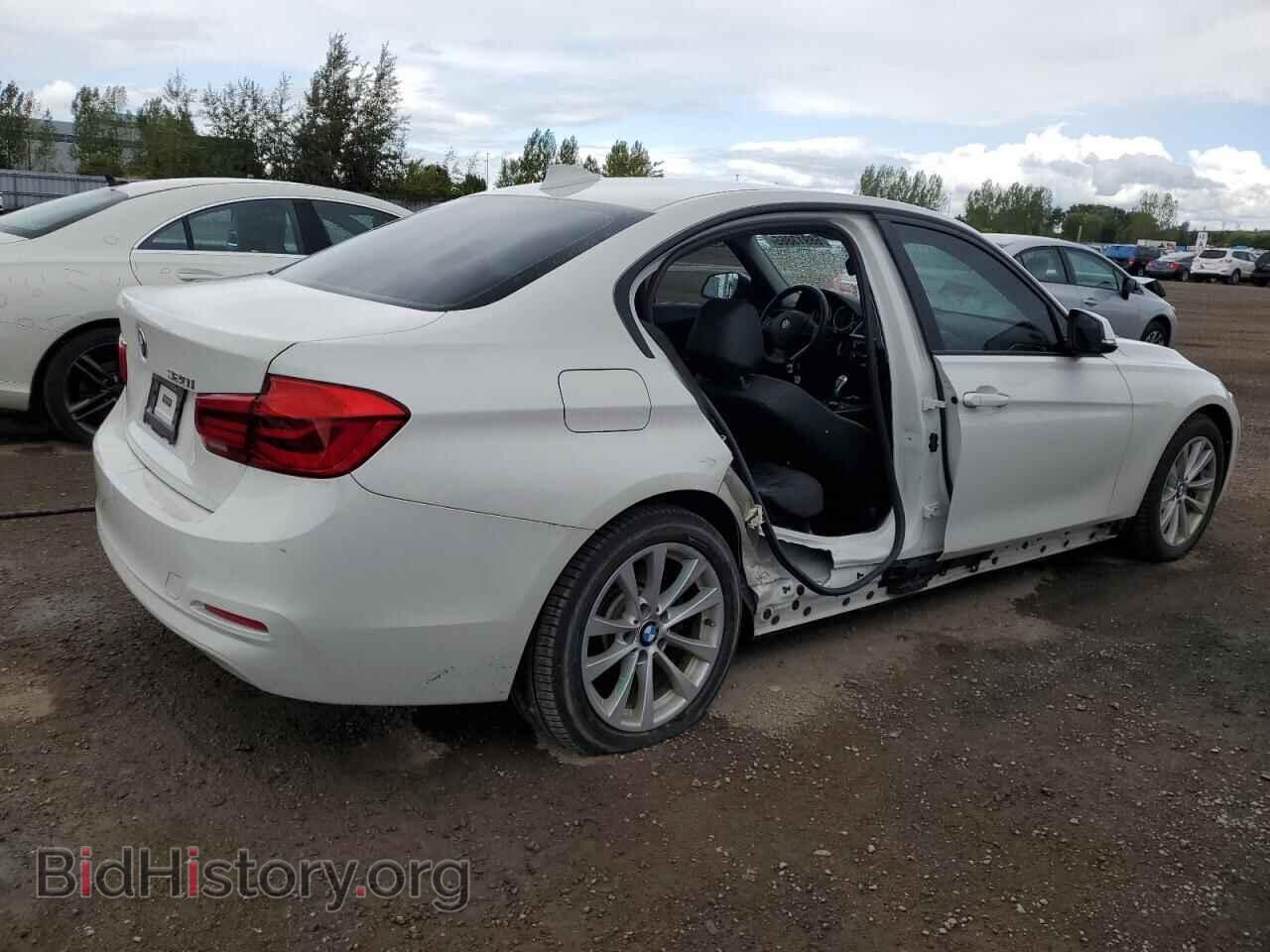 2017 BMW 3 SERIES - VIN: WBA8A3C30HK692815 - Фото 3