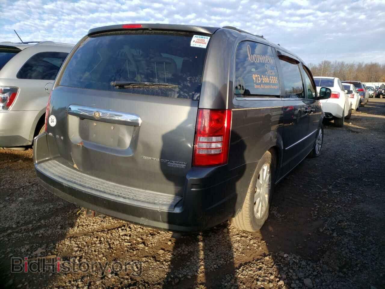 2010 CHRYSLER MINIVAN - VIN: 2A4RR5D10AR194141 - Фото 4
