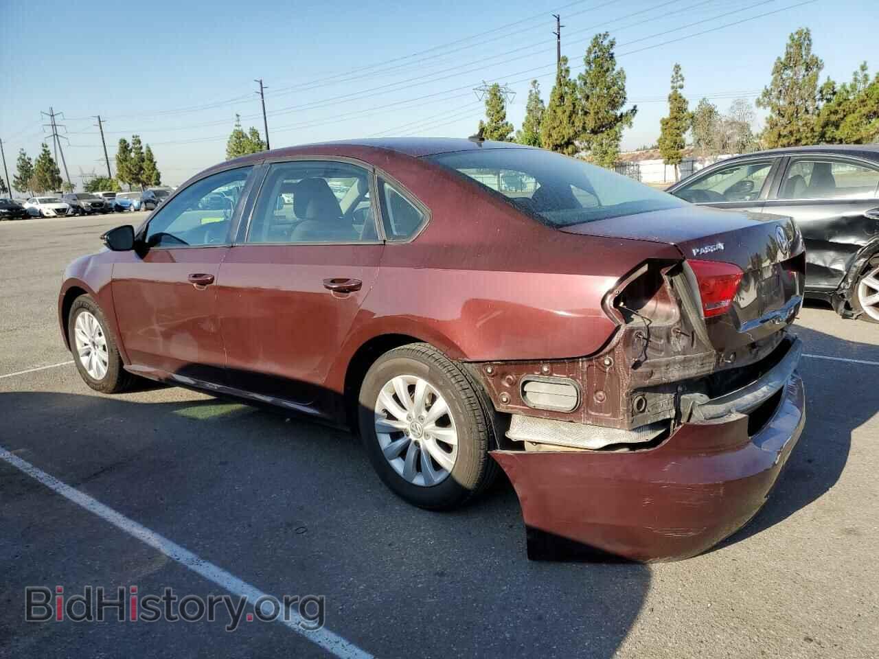 2013 VOLKSWAGEN PASSAT - VIN: 1VWAP7A33DC011383 - Фото 2