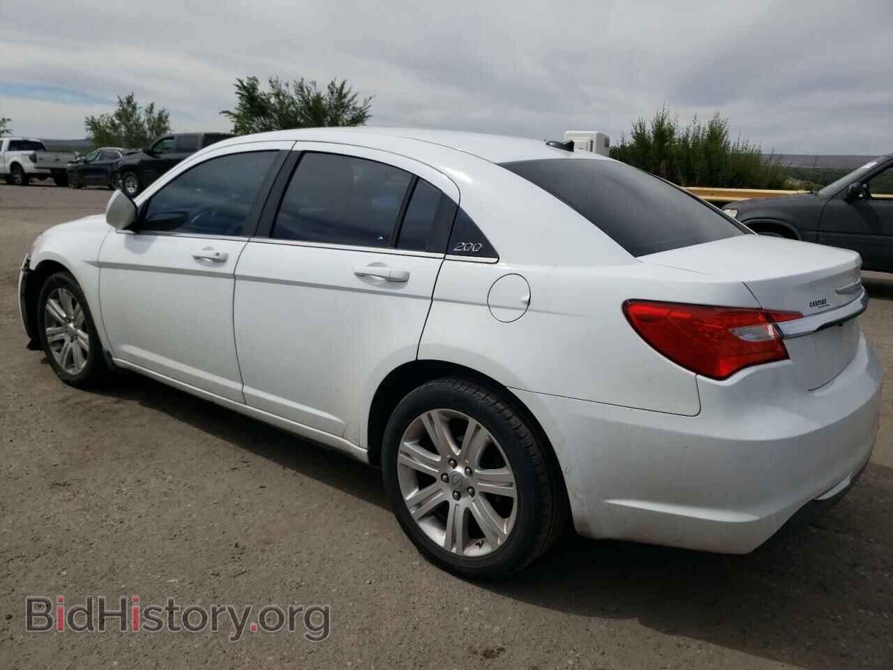 2012 CHRYSLER 200 - VIN: 1C3CCBBB2CN267618 - Фото 2