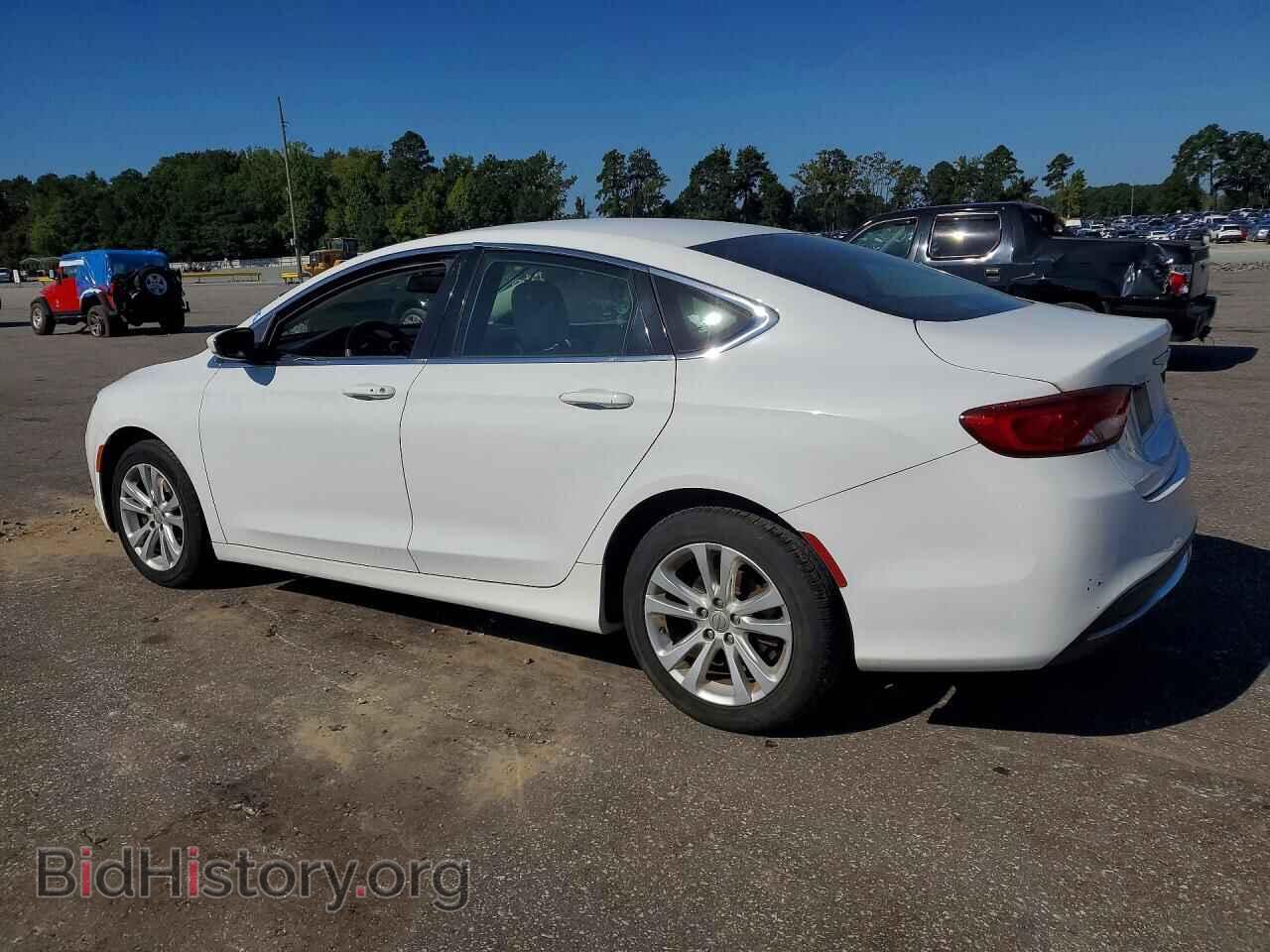 2015 CHRYSLER 200 - VIN: 1C3CCCAB3FN689327 - Фото 2
