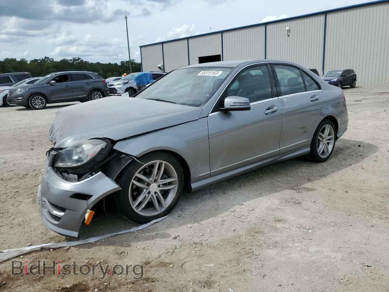 Photo WDDGF4HBXEA956023 - MERCEDES-BENZ C-CLASS 2014