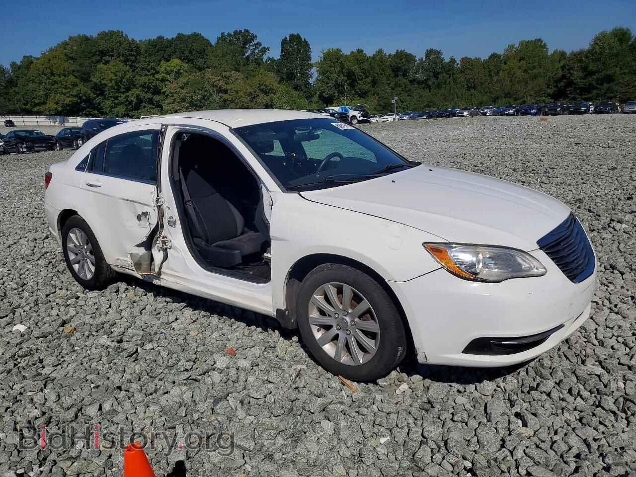 2013 CHRYSLER 200 - VIN: 1C3CCBAB1DN711882 - Photo 4
