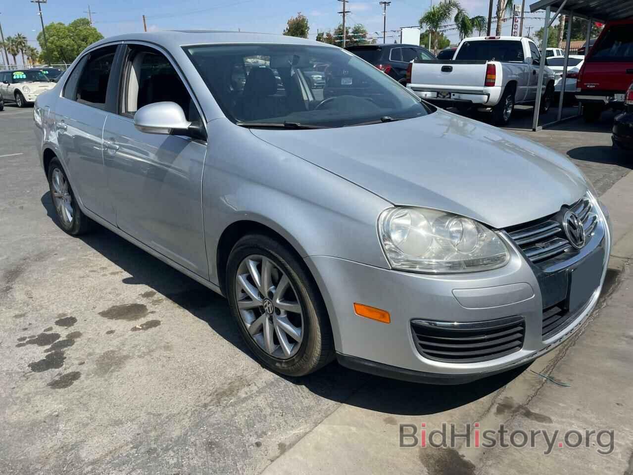 Photo 3VWRX7AJ0AM034082 - VOLKSWAGEN JETTA 2010