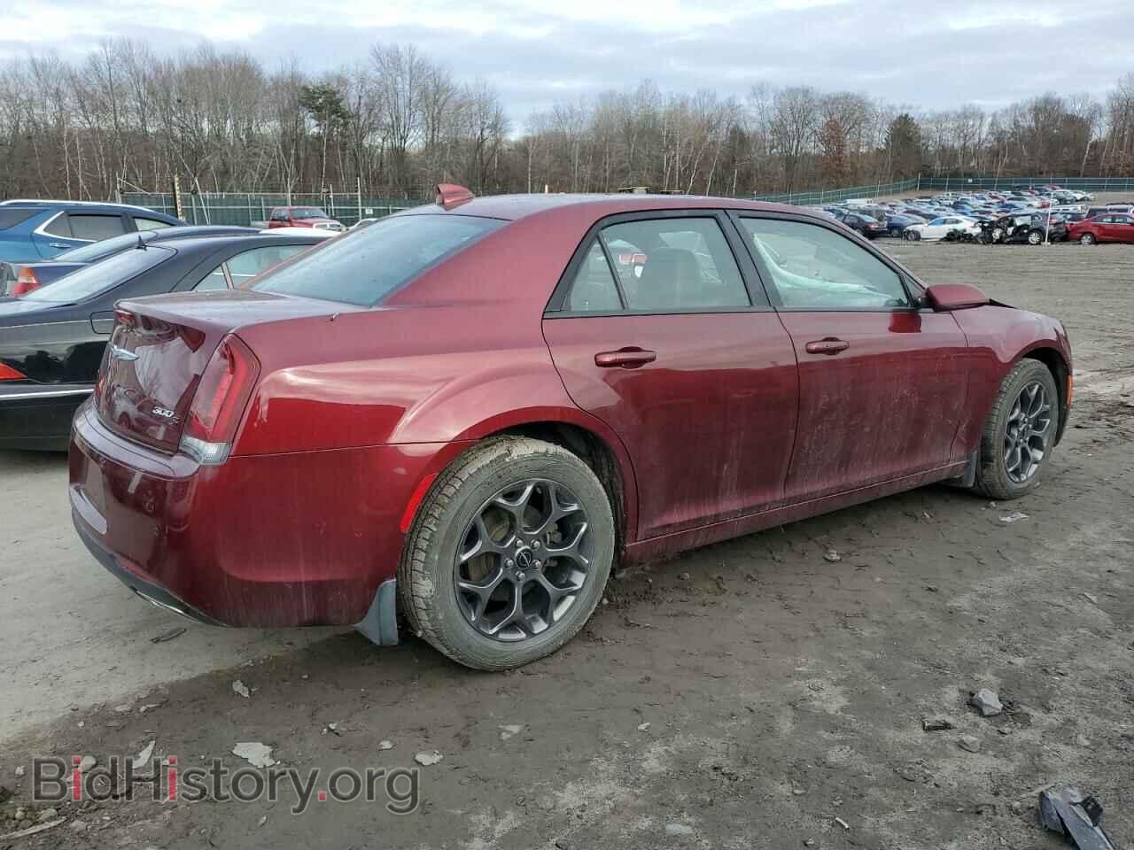 2018 CHRYSLER 300 - VIN: 2C3CCAGG7JH331057 - Фото 3