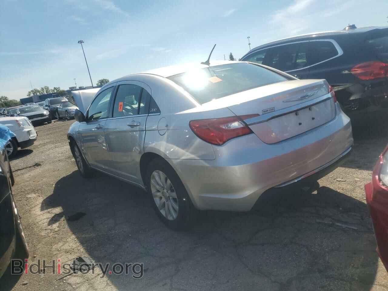 2012 CHRYSLER 200 - VIN: 1C3CCBBB0CN101761 - Фото 2