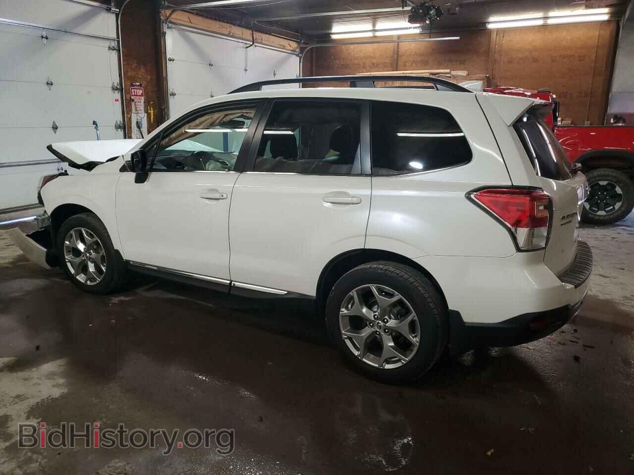 2018 SUBARU FORESTER - VIN: JF2SJAWC8JH487949 - Фото 2