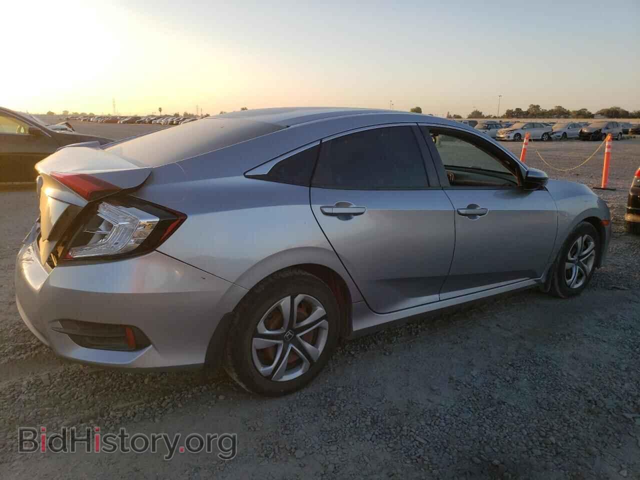 2017 HONDA CIVIC - VIN: 19XFC2F5XHE232107 - Фото 3