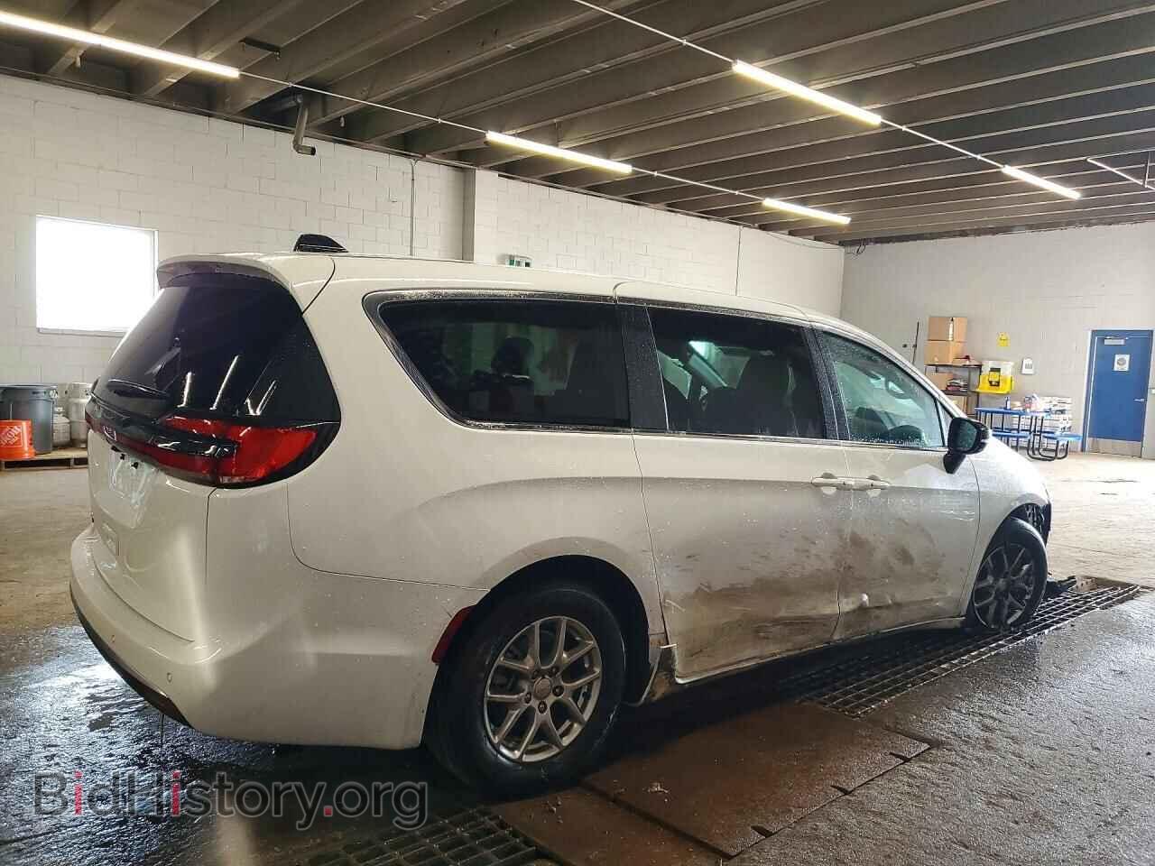 2027 CHRYSLER PACIFICA - VIN: 2C4RC1BGXVR593023 - Photo 3