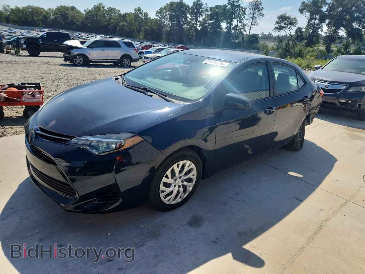 Фотография 5YFBURHE6JP819829 - TOYOTA COROLLA 2018
