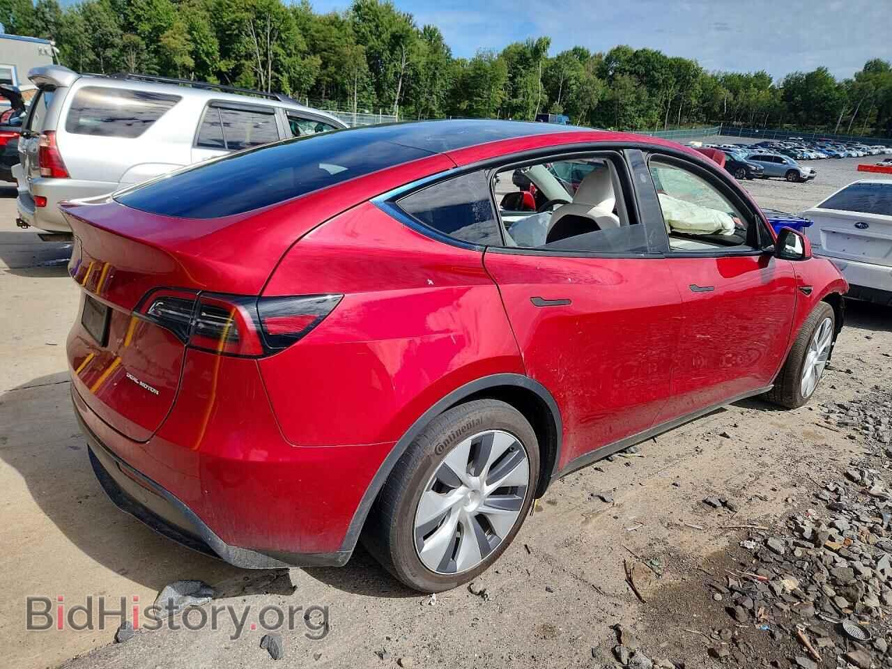 2024 TESLA MODEL Y - VIN: 7SAYGAEE3RF990362 - Photo 3