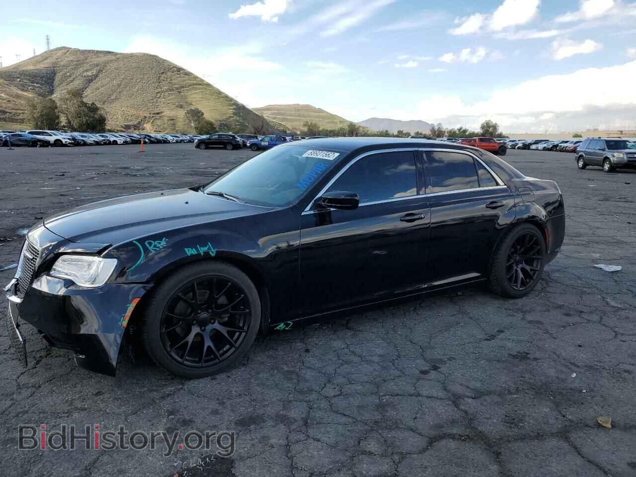 Фотография 2C3CCAAG5JH330983 - CHRYSLER 300 2018