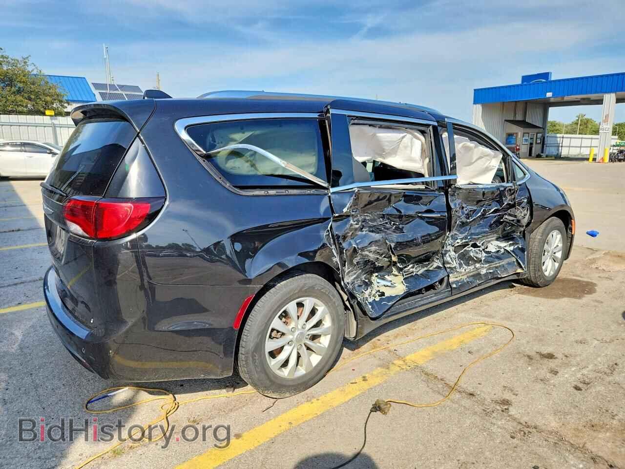2018 CHRYSLER PACIFICA - VIN: 2C4RC1EG3JR293345 - Photo 3