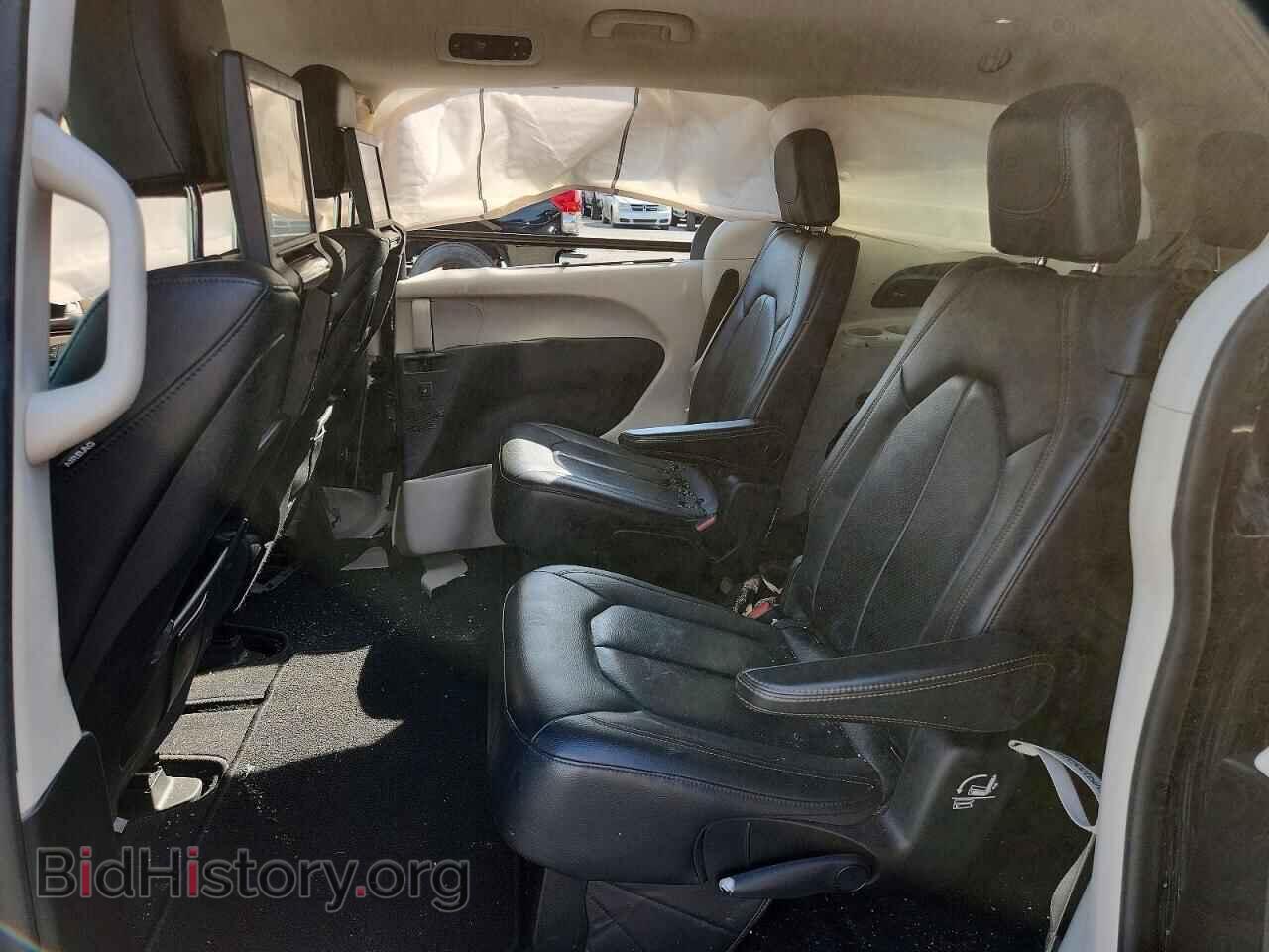 2018 CHRYSLER PACIFICA - VIN: 2C4RC1EG3JR293345 - Photo 10