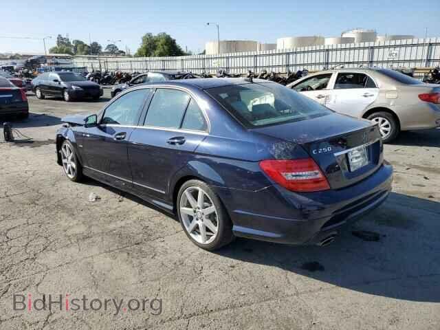 2012 MERCEDES-BENZ C-CLASS - VIN: WDDGF4HB1CA658182 - Фото 3