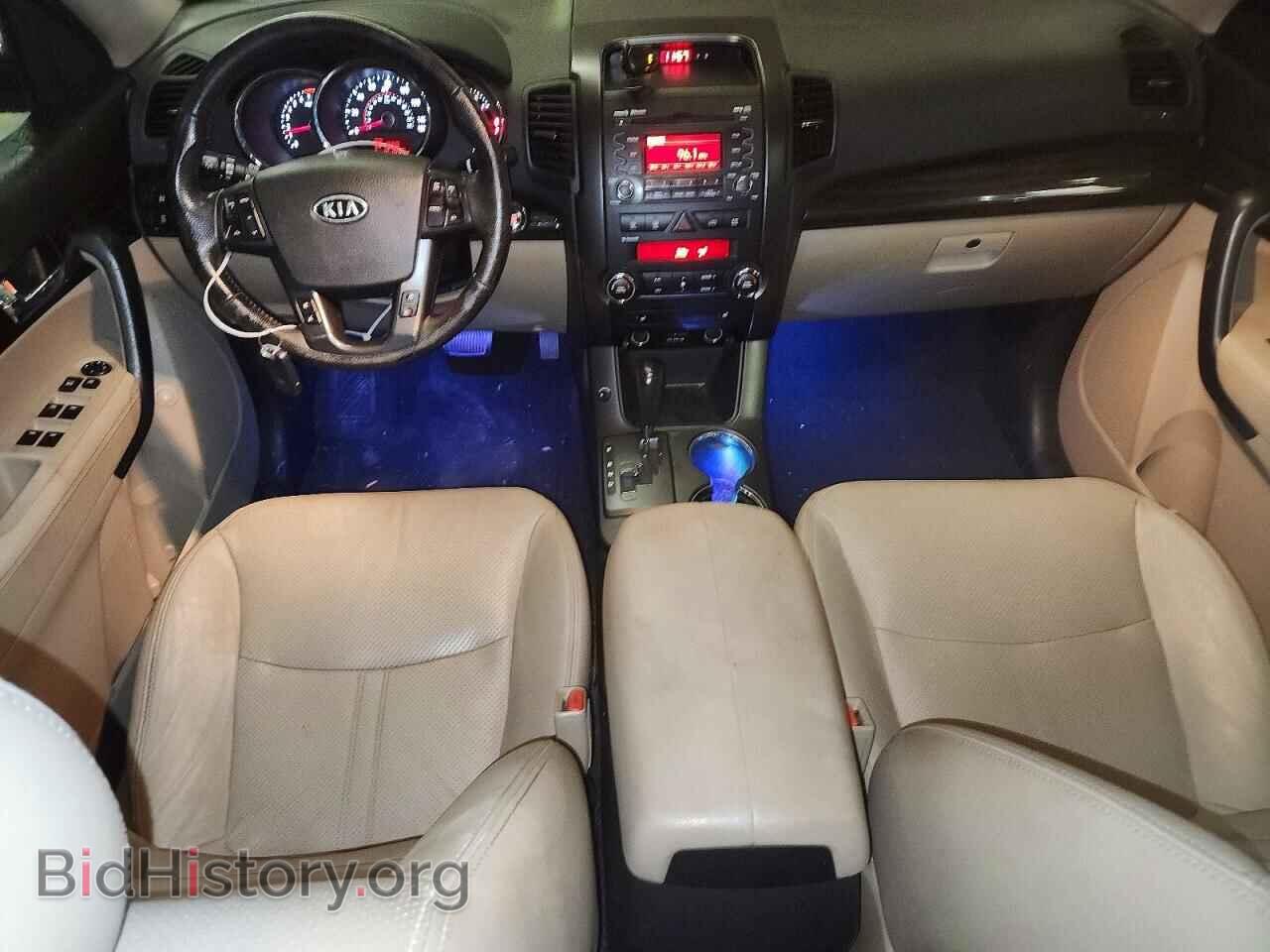 2011 KIA SORENTO - VIN: 5XYKUDA24BG052152 - Photo 8