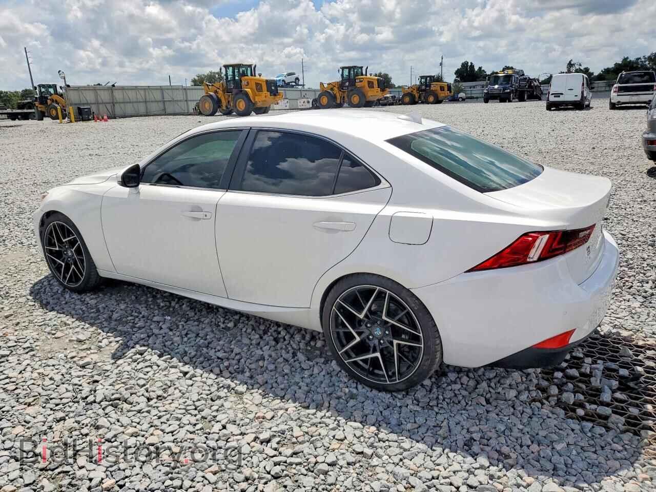 2014 LEXUS IS - VIN: JTHBF1D24E5029695 - Photo 2