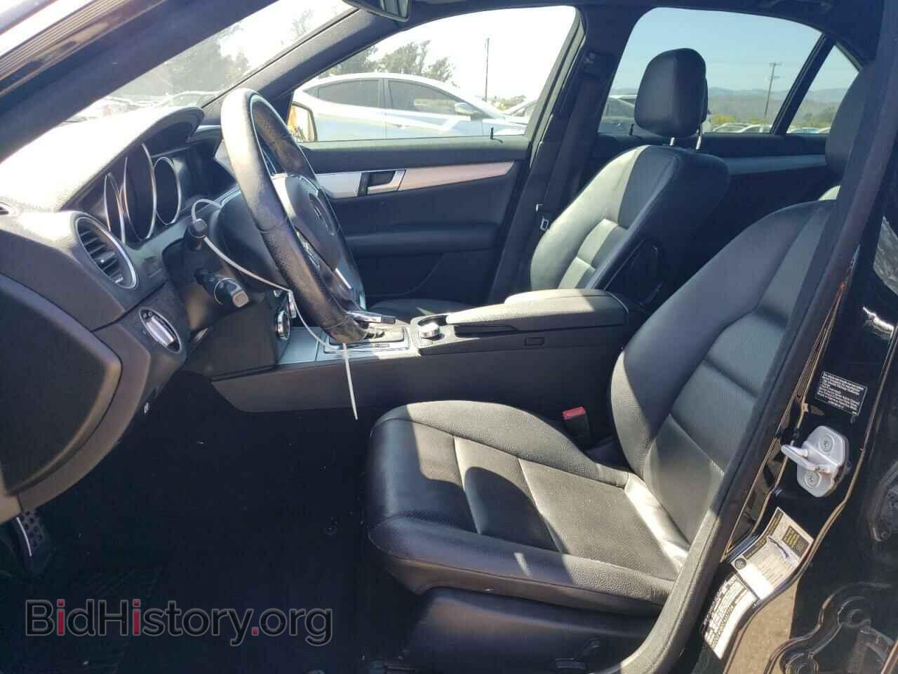 2012 MERCEDES-BENZ C-CLASS - VIN: WDDGF4HB0CA657704 - Фото 7