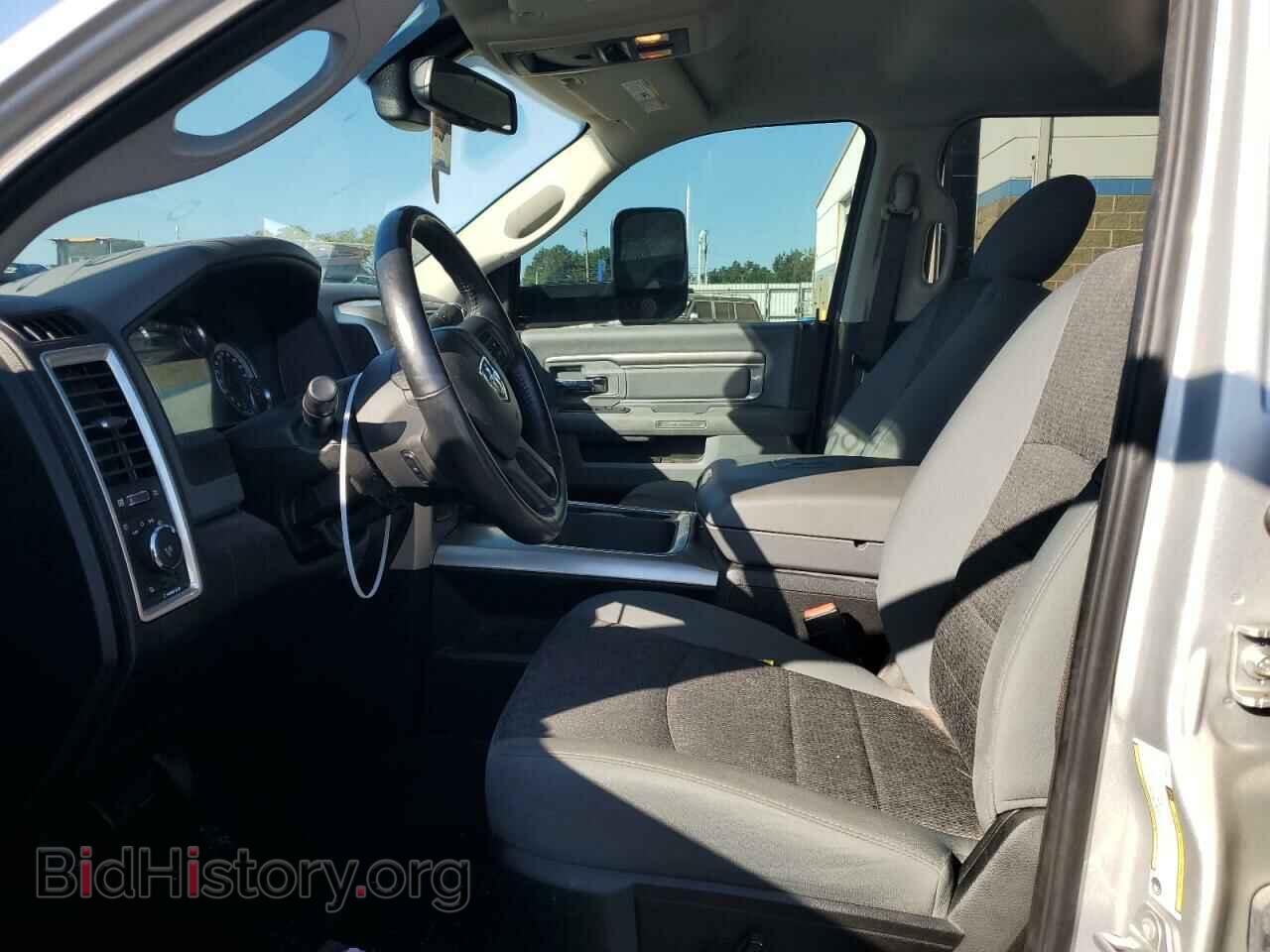 2018 RAM All Models - VIN: 3C6UR5DL4JG337106 - Photo 7