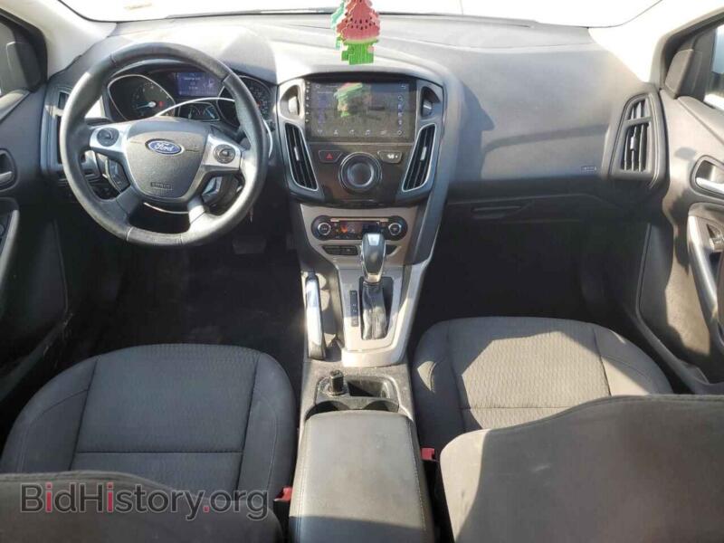 2012 Ford FOCUS (VIN 1FAHP3M21CL479727) — photo 8 of 12
