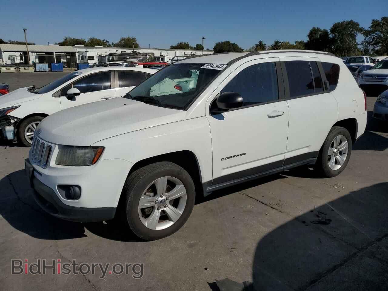 Фотография 1C4NJCBA4GD525964 - JEEP COMPASS 2016