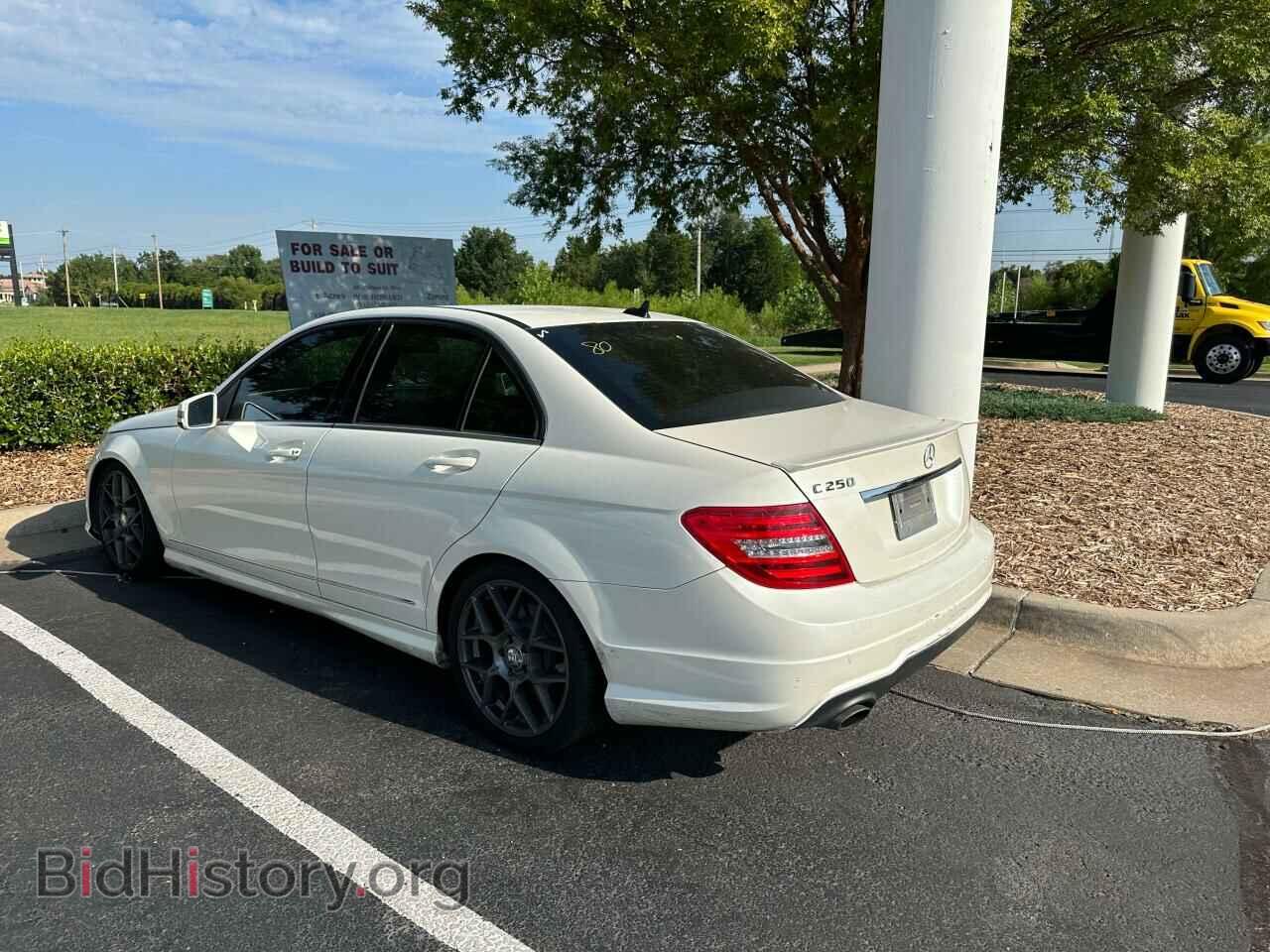 2013 MERCEDES-BENZ C-CLASS - VIN: WDDGF4HB4DA797885 - Фото 3
