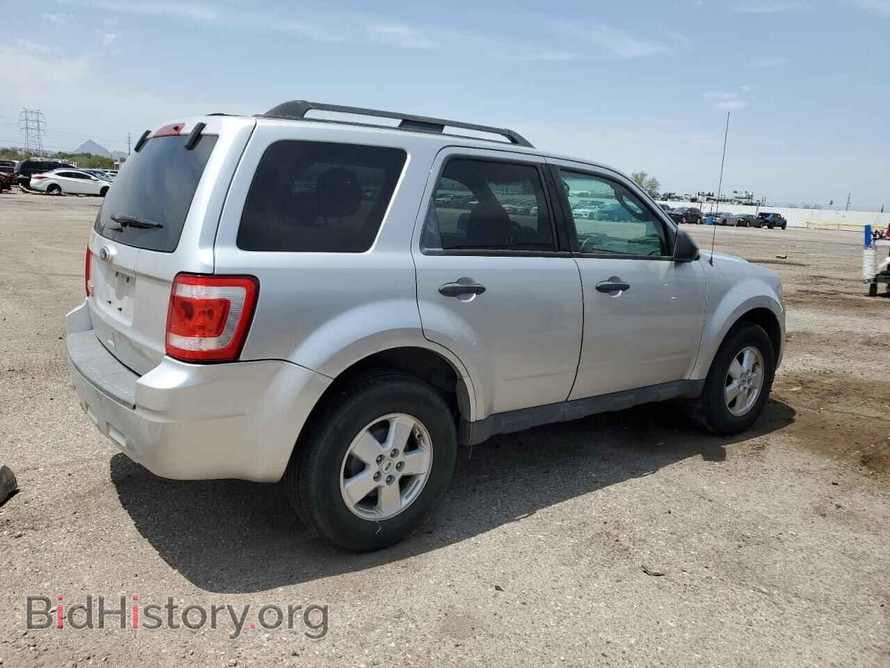 2011 FORD ESCAPE - VIN: 1FMCU9D70BKA76401 - Фото 3