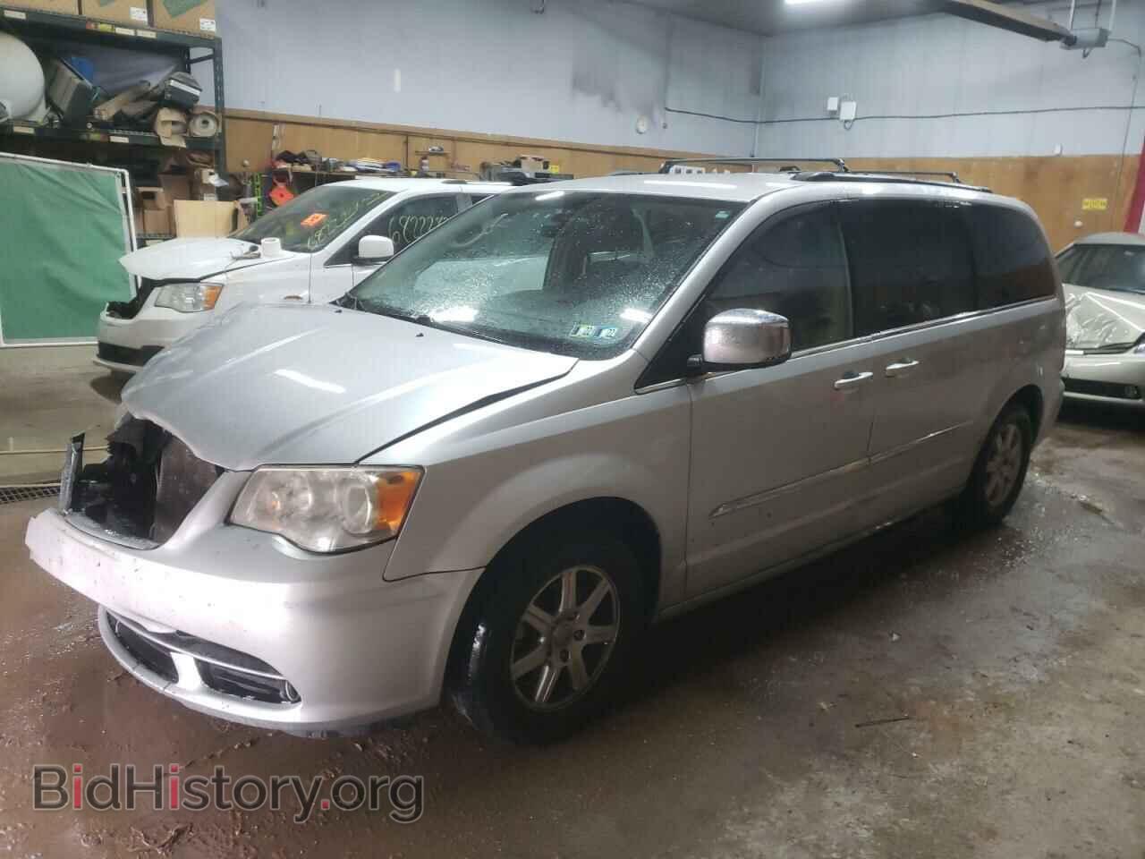Photo 2A4RR8DG9BR705837 - CHRYSLER MINIVAN 2011