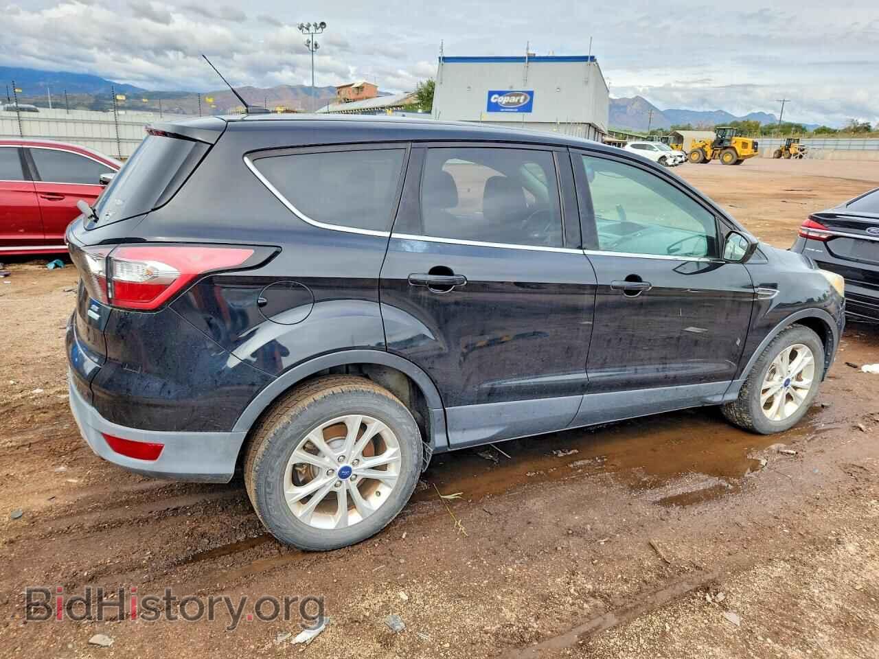 2017 Ford ESCAPE (VIN 1FMCU0GD7HUC80302) — фото 3 из 12