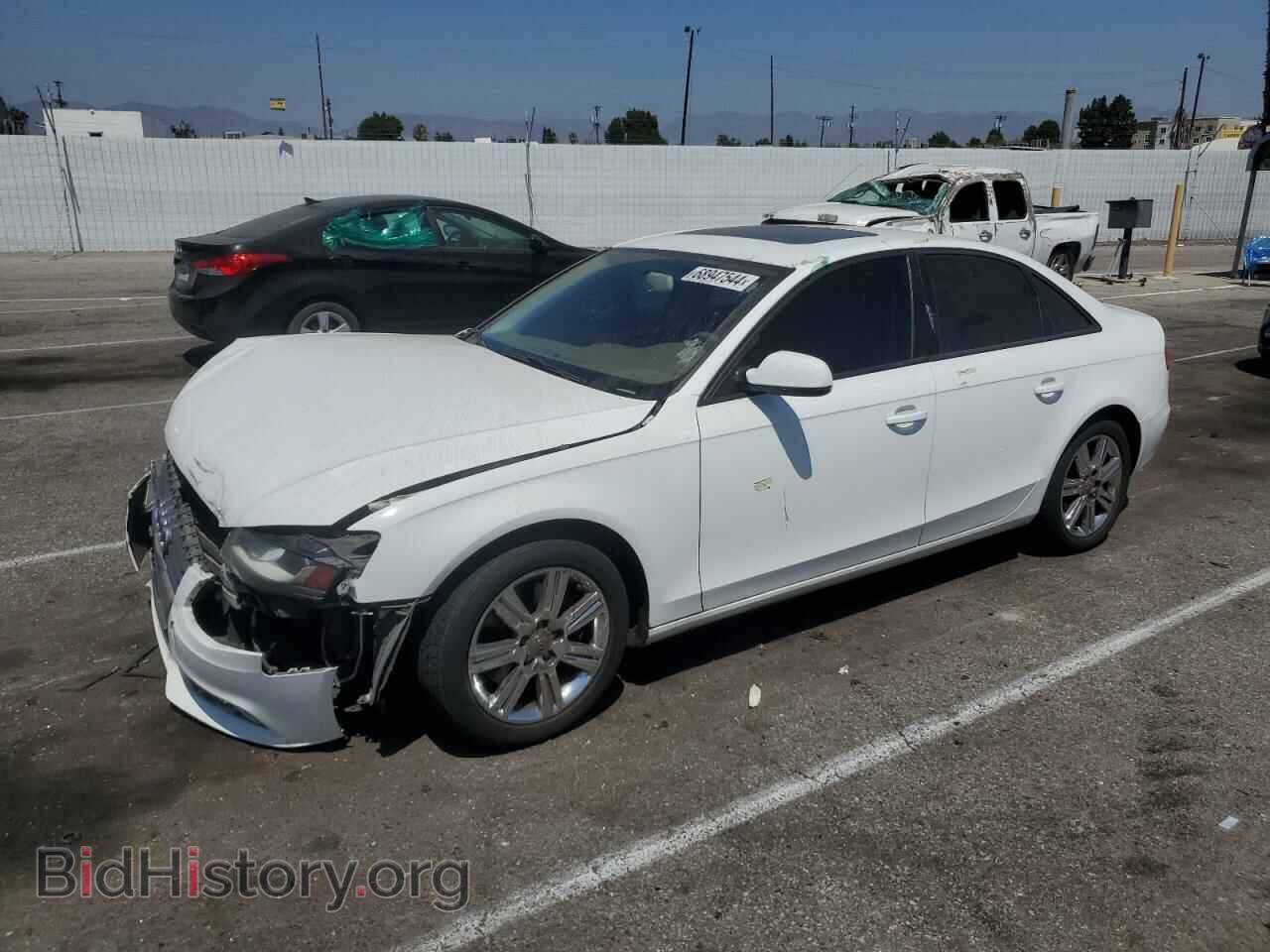 Фотография WAUBFAFL5AN047170 - AUDI A4 2010