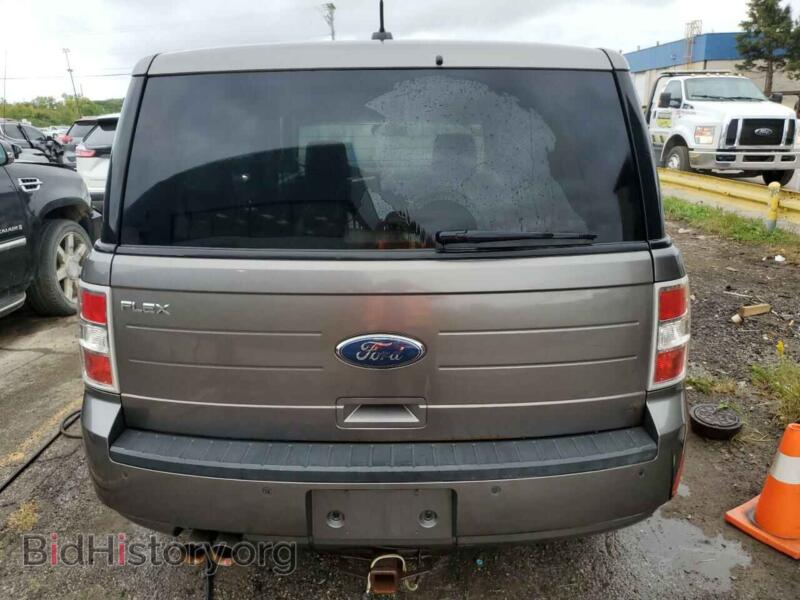 2010 Ford FLEX (VIN 2FMGK5BC9ABB14278) — photo 6 of 14