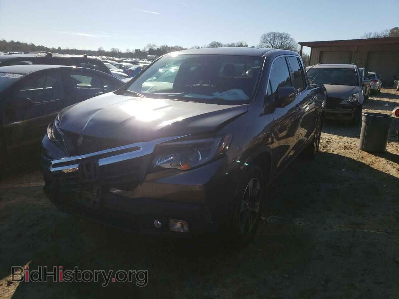 2019 HONDA RIDGELINE - VIN: 5FPYK3F55KB004963 - Фото 2