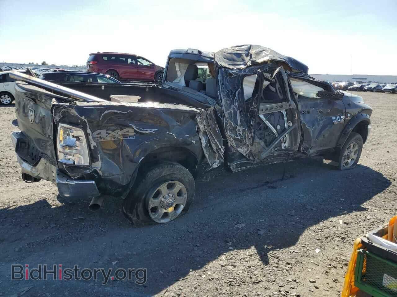 2018 RAM All Models - VIN: 3C6UR5ML7JG411893 - Photo 3