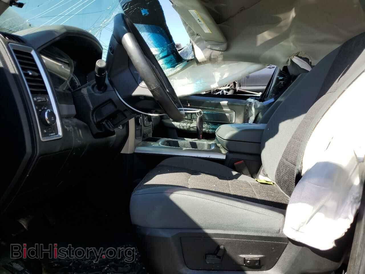2018 RAM All Models - VIN: 3C6UR5ML7JG411893 - Photo 7